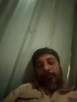 Snapshot of divakar2022 chatting on 18, 1, 2026 divakar2022 online show from 18, 1, 2026
