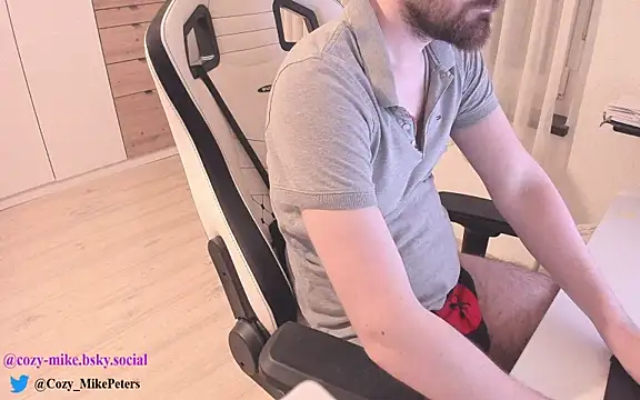 cozy-mike online show from 19, 3, 2025