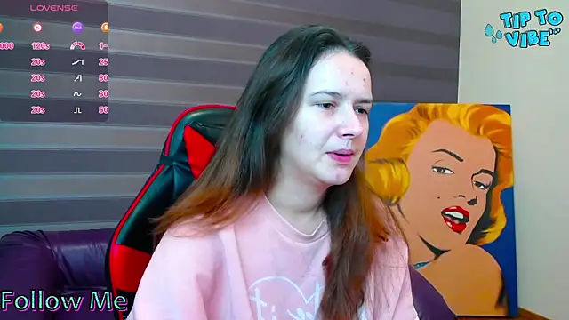 iris nikhols online show from 29, 9, 2025