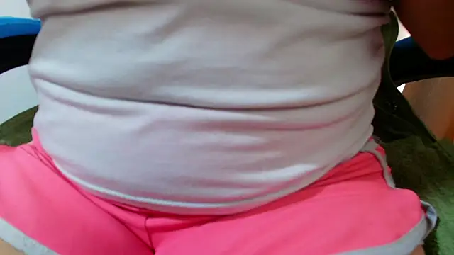 Snapshot of klylls_squirt_ chatting on 24, 2, 2026 klylls squirt online show from 24, 2, 2026