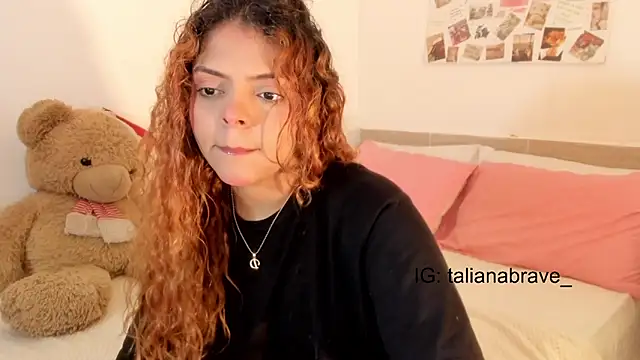 ValienteGirl  online show from 17, 10, 2025