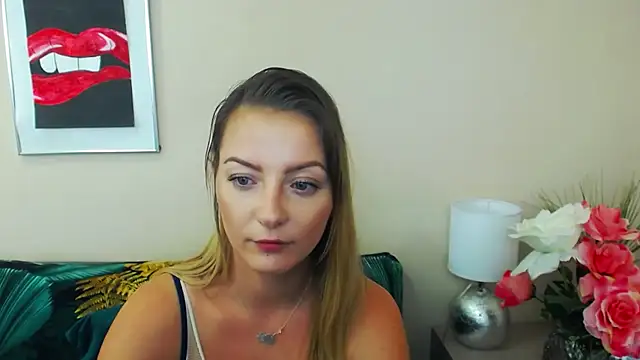 Snapshot of NatalieSexy chatting on 19, 12, 2024 NatalieSexy online show from 19, 12, 2024
