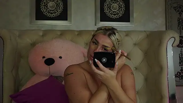 Snapshot of Squirt_Tanya chatting on 20, 7, 2026 Squirt Tanya online show from 20, 7, 2026