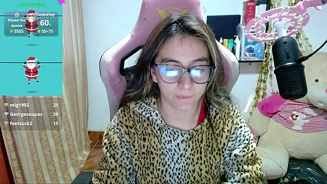 Maggie Fox3 online show from 31, 12, 2024