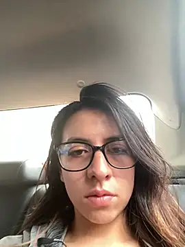 Maggie Fox3 online show from 7, 4, 2026