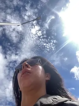 Maggie Fox3 online show from 8, 4, 2026