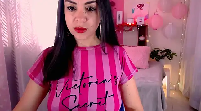 LATINGODDESS X online show from 18, 3, 2025