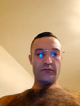 Snapshot of enricso chatting on 28, 4, 2026 enricso online show from 28, 4, 2026
