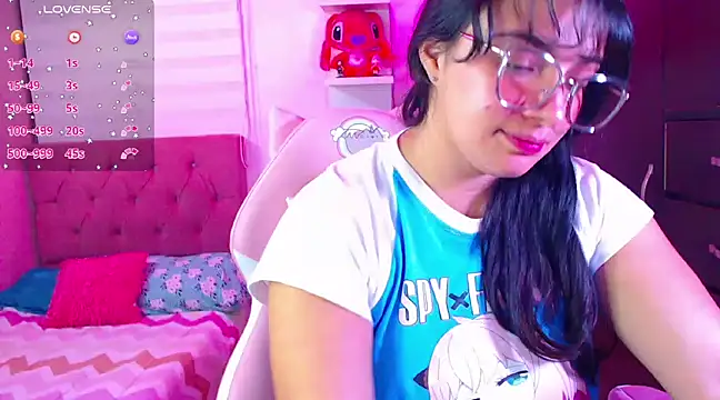 Snapshot of Vannessa__Shy chatting on 28, 12, 2024 Vannessa Shy online show from 28, 12, 2024