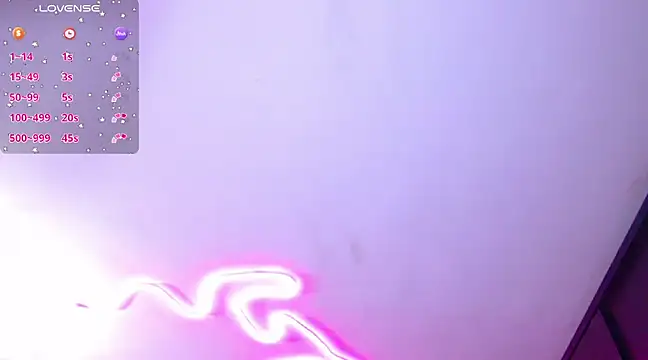Snapshot of Vannessa__Shy chatting on 11, 1, 2025 Vannessa Shy online show from 11, 1, 2025