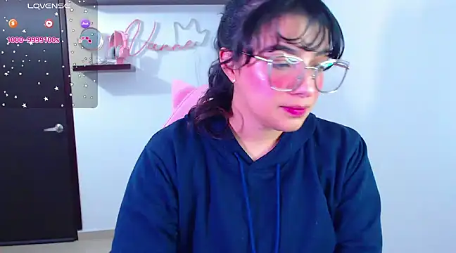 Snapshot of Vannessa__Shy chatting on 13, 2, 2025 Vannessa Shy online show from 13, 2, 2025