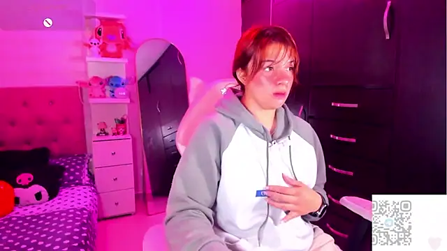 Vannessa  Shy online show from 5, 3, 2026