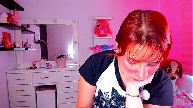 Snapshot of Vannessa__Shy chatting on 11, 6, 2026 Vannessa Shy online show from 11, 6, 2026
