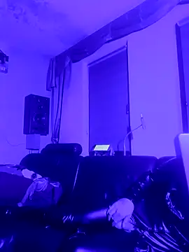 Crystalbitchx online show from 12, 1, 2025