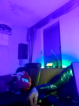 Crystalbitchx online show from 4, 2, 2025