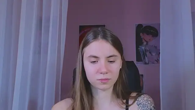 Snapshot of _AnnaStark_ chatting on 3, 1, 2025 AnnaStark online show from 3, 1, 2025