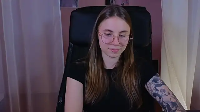 Snapshot of _AnnaStark_ chatting on 20, 2, 2025 AnnaStark online show from 20, 2, 2025