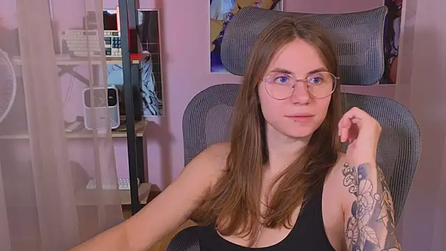 Snapshot of _AnnaStark_ chatting on 16, 5, 2026 AnnaStark online show from 16, 5, 2026