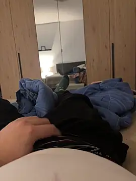 Snapshot of alex21017 chatting on 24, 1, 2025 alex21017 online show from 24, 1, 2025