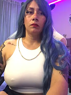 Snapshot of Luna_Paris_ chatting on 19, 1, 2025 Luna Paris online show from 19, 1, 2025