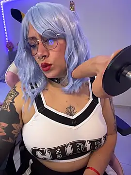 Luna Paris  online show from 25, 2, 2026