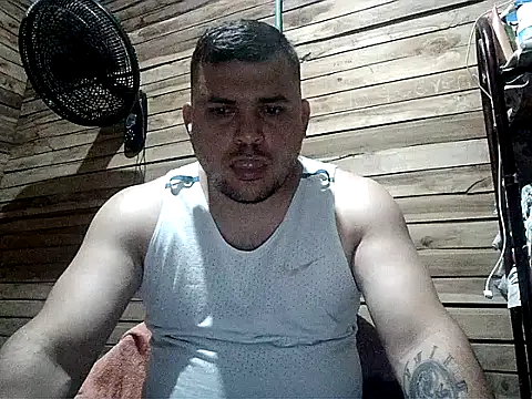 Arcangel 05 online show from 8, 4, 2026