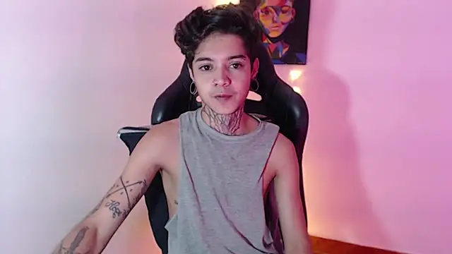 Snapshot of saad_man chatting on 2, 12, 2024 saad man online show from 2, 12, 2024