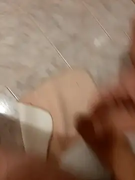 Alex 7422 online show from 5, 4, 2026