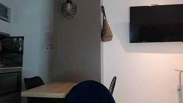 alexademie1 online show from 7, 12, 2024