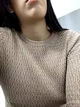 Snapshot of Amira_Milker chatting on 11, 2, 2025 Amira Milker online show from 11, 2, 2025
