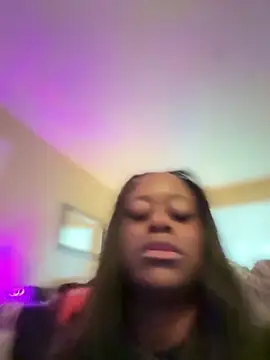 Snapshot of Tikalalin chatting on 27, 4, 2026 Tikalalin online show from 27, 4, 2026
