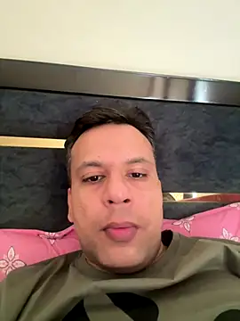 Snapshot of Artistic_Control chatting on 27, 9, 2025 Artistic Control online show from 27, 9, 2025