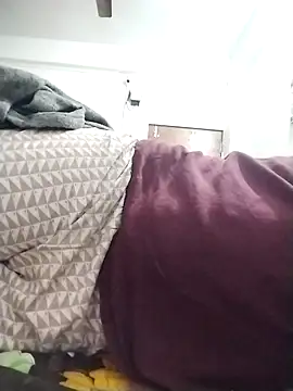 Desi Londa 143 online show from 2, 12, 2025