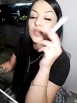 hot-babygirl online show from 5, 4, 2026