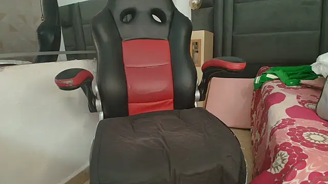 arletmss online show from 13, 3, 2025