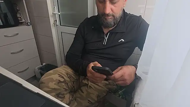 Snapshot of TigerOne19 chatting on 21, 4, 2026 TigerOne19 online show from 21, 4, 2026