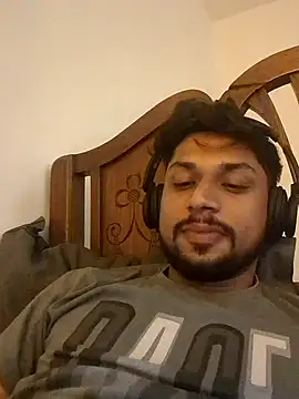  IRRESISTIBLE  online show from 31, 1, 2025