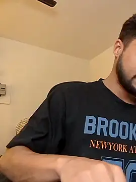  IRRESISTIBLE  online show from 7, 2, 2025