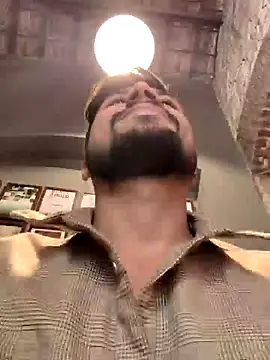  IRRESISTIBLE  online show from 16, 2, 2025