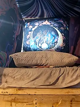 cockycummer online show from 14, 4, 2026