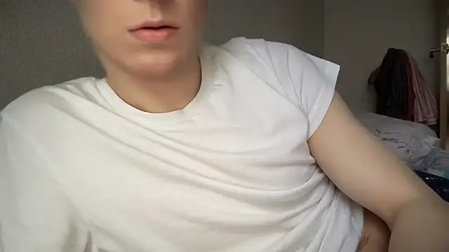 Snapshot of Lamonteik chatting on 16, 3, 2025 Lamonteik online show from 16, 3, 2025