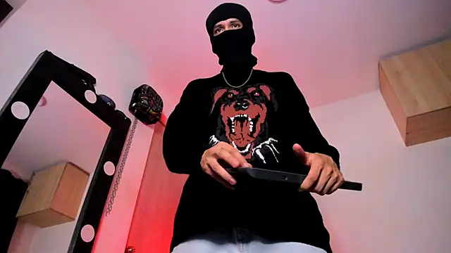 Samuel Suarez online show from 12, 9, 2025