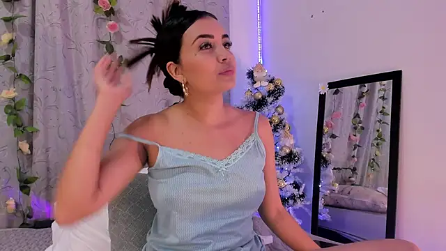 aisha es online show from 14, 12, 2024