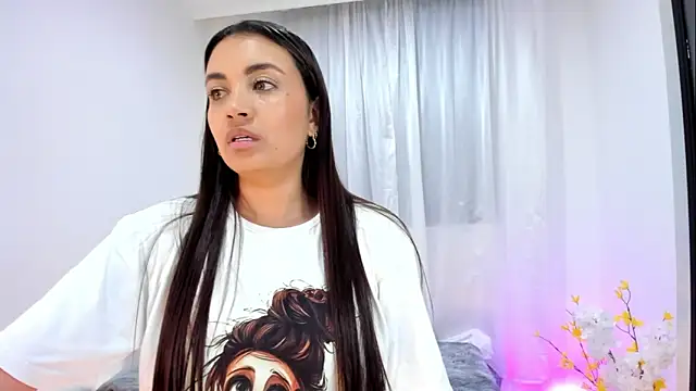 aisha es online show from 22, 10, 2025