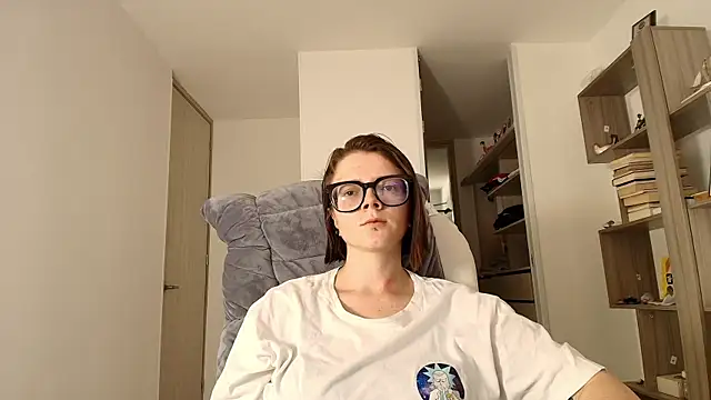 Snapshot of Arya_starrk chatting on 1, 10, 2025 Arya starrk online show from 1, 10, 2025