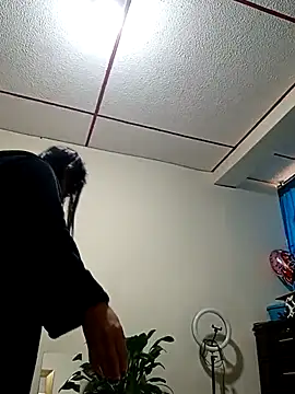 kelly dirty  online show from 9, 10, 2025