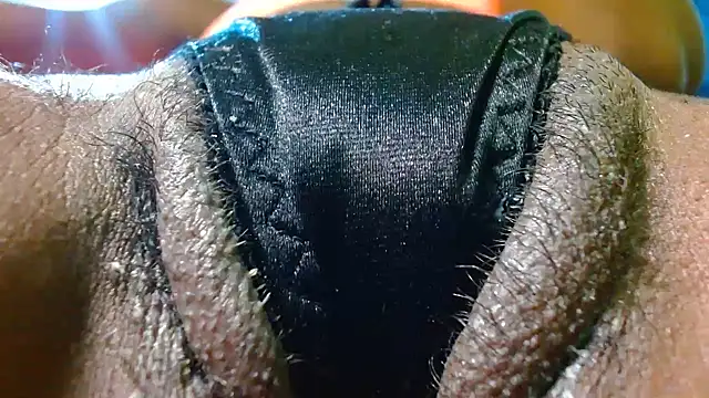 Snapshot of bethanywilson_23 chatting on 2, 11, 2025 bethanywilson 23 online show from 2, 11, 2025