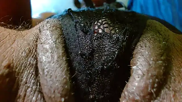 Snapshot of bethanywilson_23 chatting on 28, 11, 2025 bethanywilson 23 online show from 28, 11, 2025