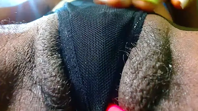 Snapshot of bethanywilson_23 chatting on 22, 12, 2025 bethanywilson 23 online show from 22, 12, 2025