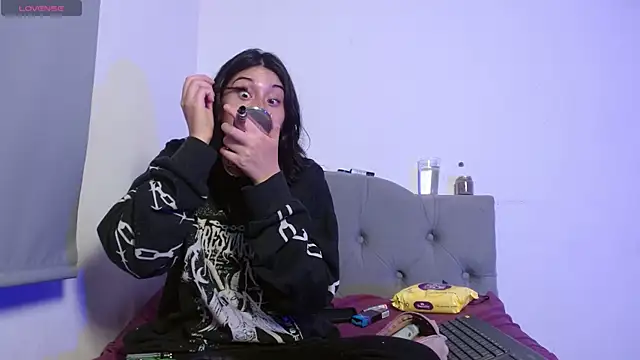 Red-moon1 online show from 23, 9, 2025